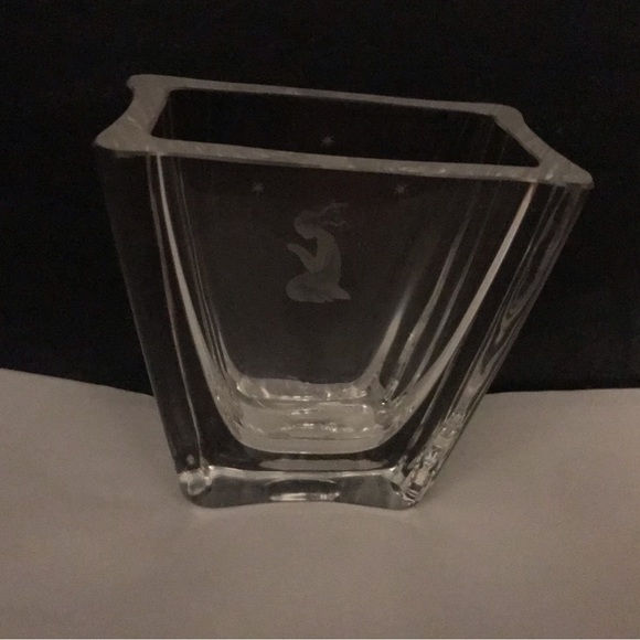 Vintage Skrufs Glasbruk Girl Praying Stars Vase - Picture 8 of 16